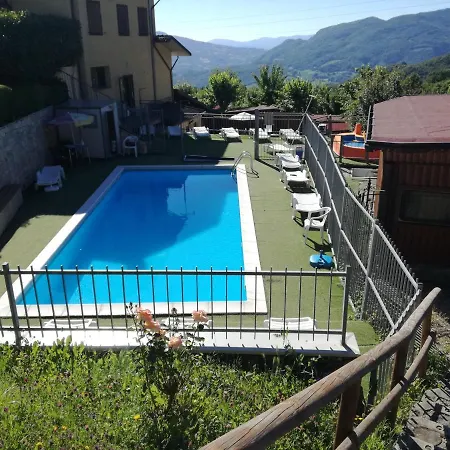 Horská chata Chalet Vista Piscina Sestola